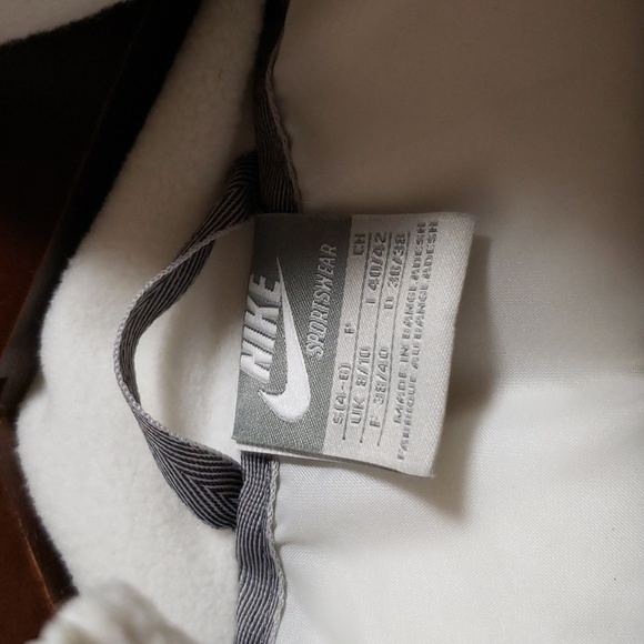Nike down vest Sz S - Picture 2 of 5